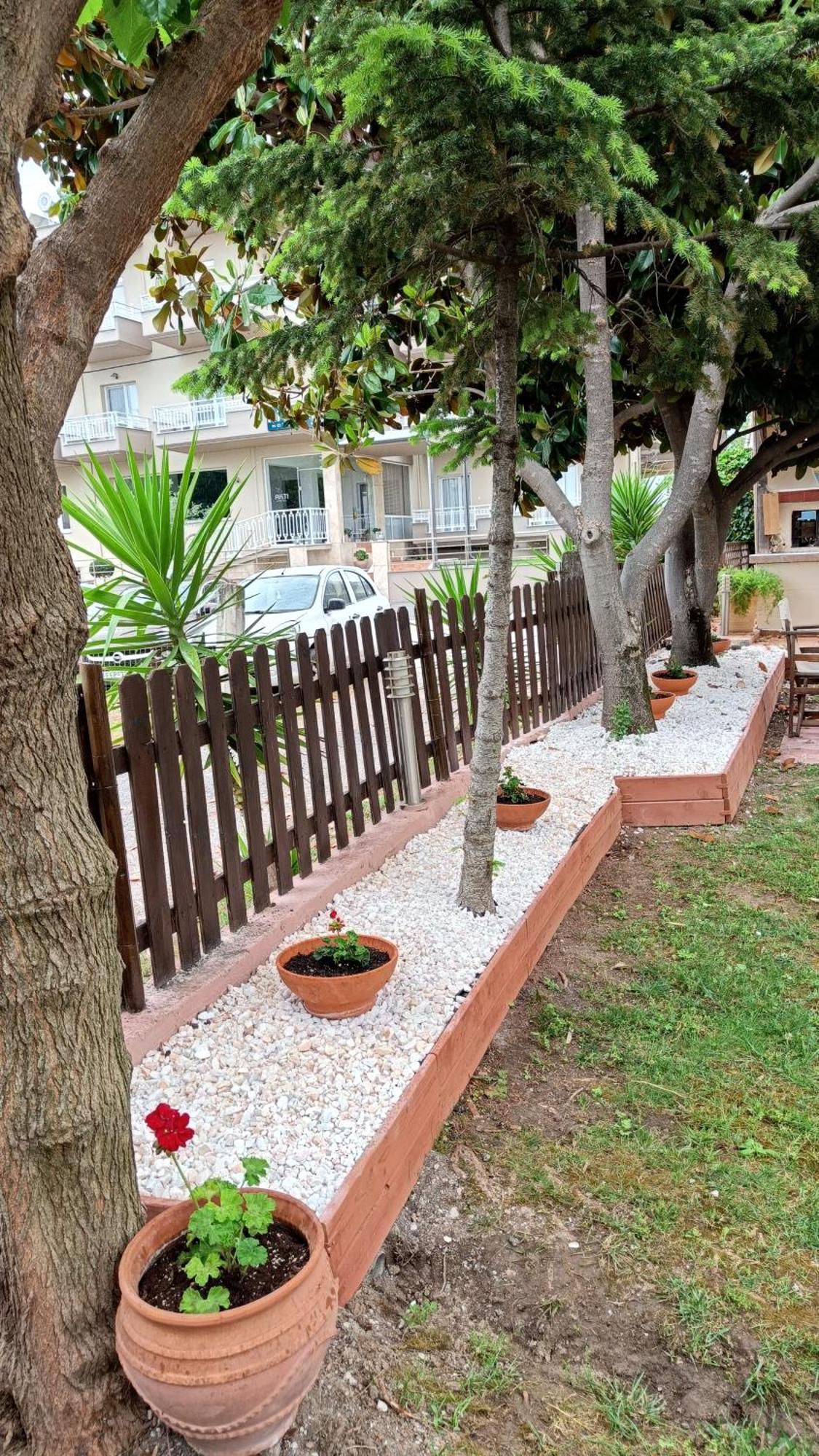 Aparthotel Garden House Katerina Leptokaryá Exterior foto